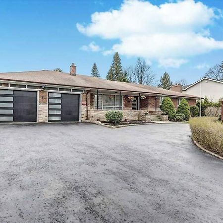 Lovely 2 Bedroom Basement Apartment In Toronto Eksteriør billede