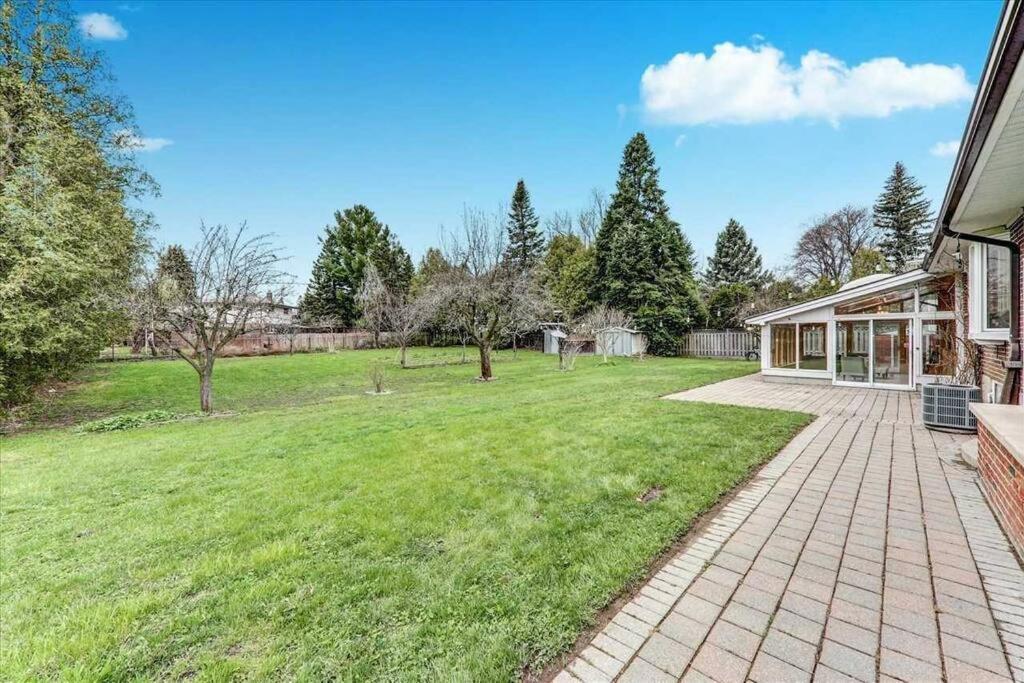 Lovely 2 Bedroom Basement Apartment In Toronto Eksteriør billede